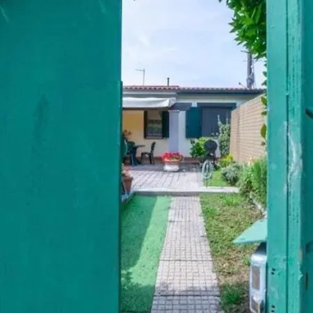 Sun House And Pool Viareggio *